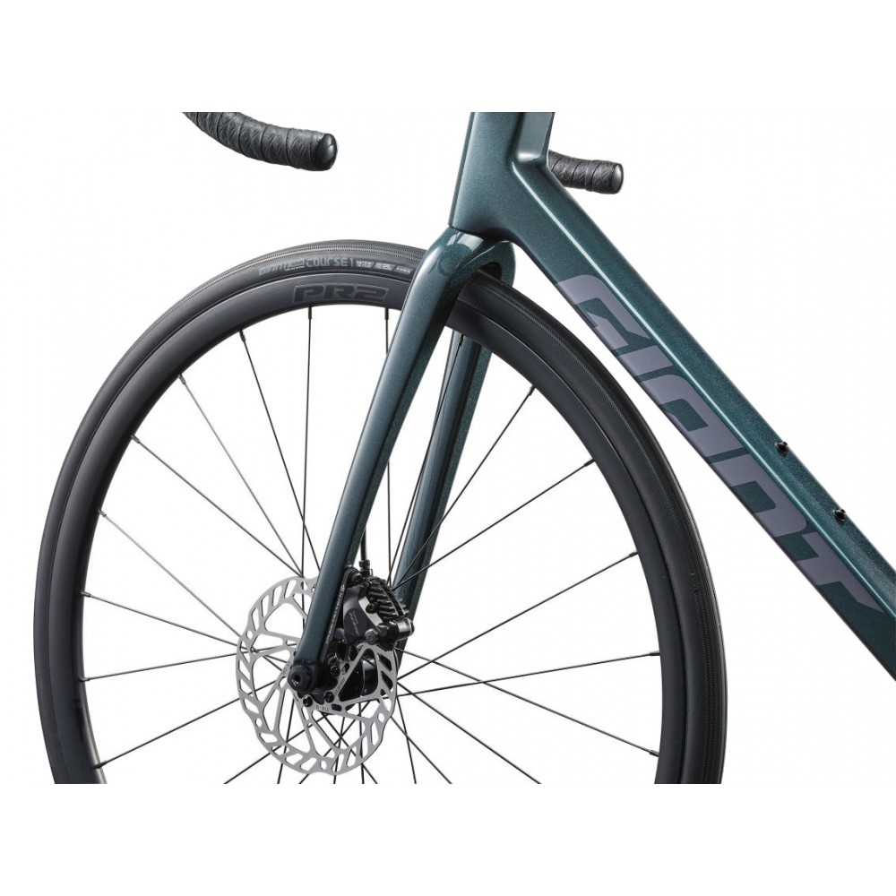 2025 Giant TCR Advanced 1 – Carbon Road Bike